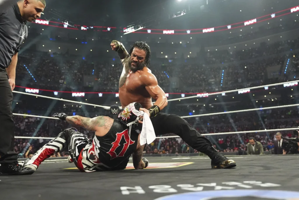 WWE Raw Results 14 September 2026: पूर्व MMA फाइटर ने किया विजयी डेब्यू, Roman Reigns ने कायम रखी अपनी बादशाहत