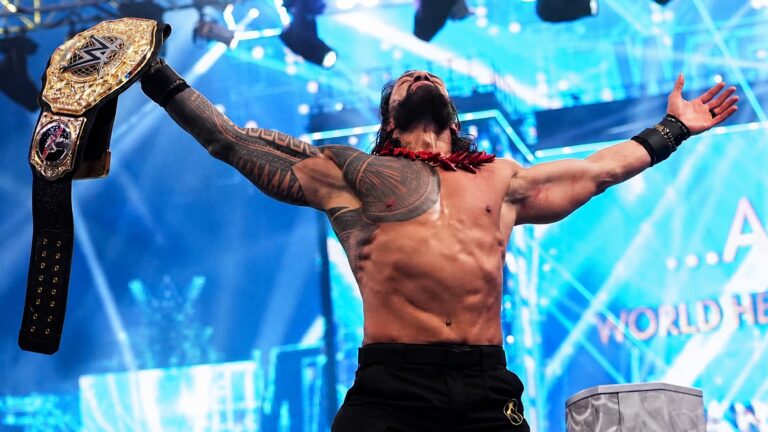 WWE Raw के ऑफ एयर होने के बाद हुआ बड़ा हंगामा, मेगास्टार ने Roman Reigns को किया धराशायी